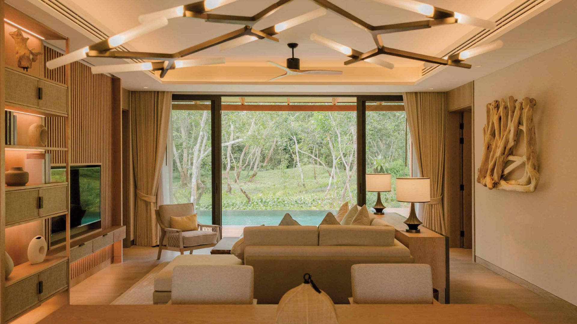 Sophisticated 2-Bedroom Villa: VANA 2 3